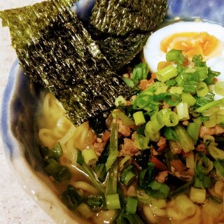 冷蔵庫の残り物余り物で作るラーメン